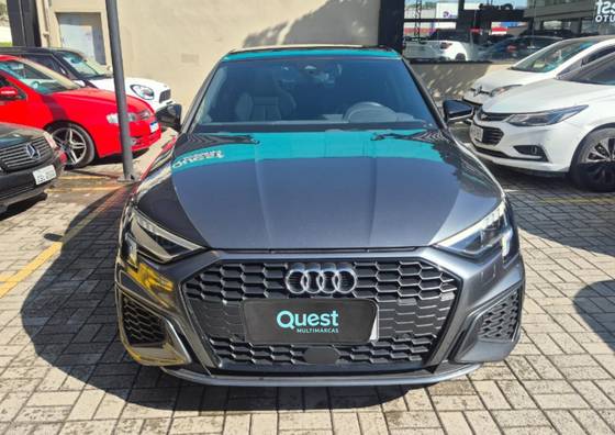 AUDI A3 2.0 40 TFSI MHEV SEDAN PERFORMANCE BLACK S-TRONIC AUDI A3 2.0 40 TFSI MHEV SEDAN PERFORMANCE BLACK S-TRONIC